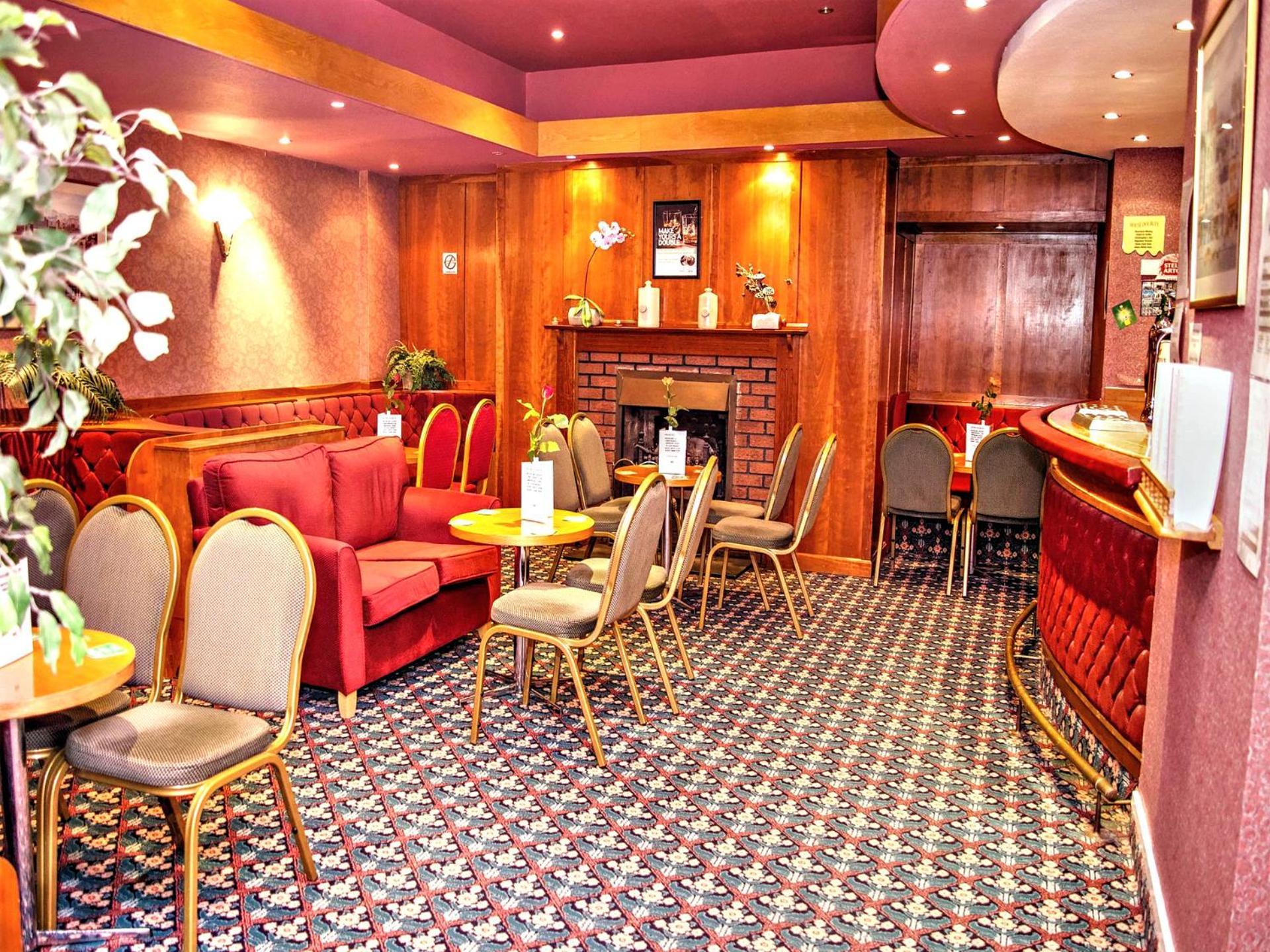 George IV Hotel Criccieth Esterno foto