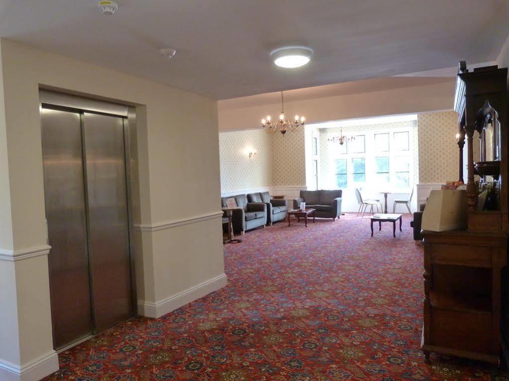 George IV Hotel Criccieth Esterno foto